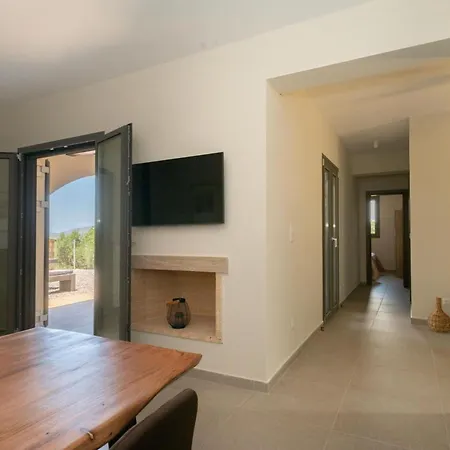 Villa Modone In Peloponnese