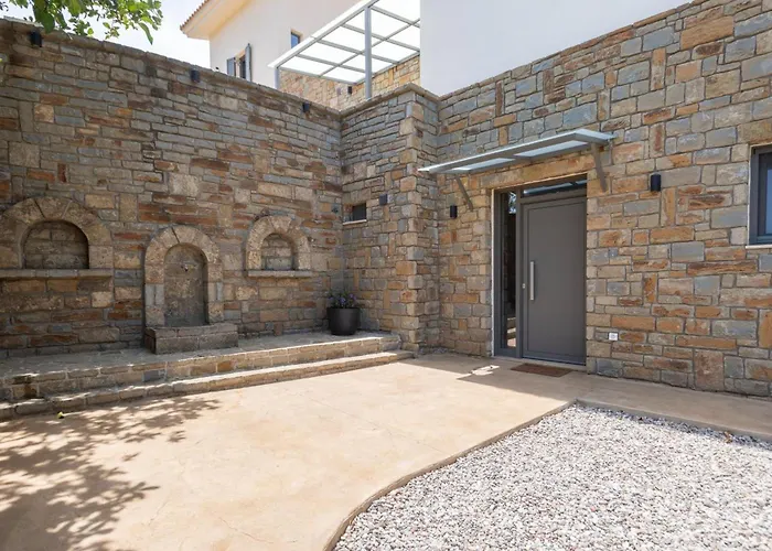 Modone In Peloponnese Villa